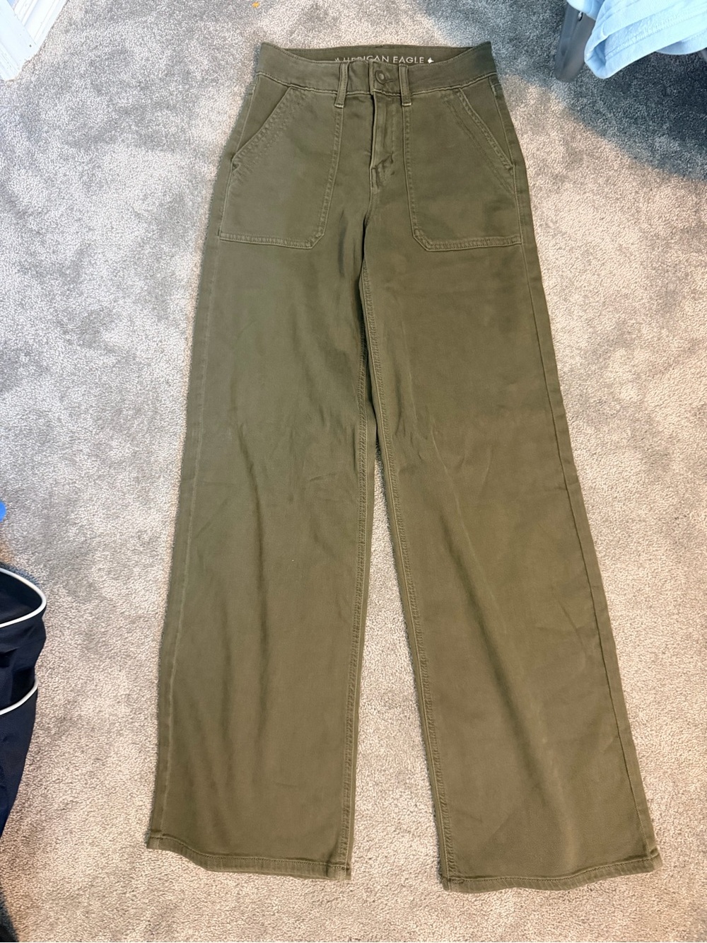 American Eagle Outfitters Olive Wide-Leg Women's Jeans